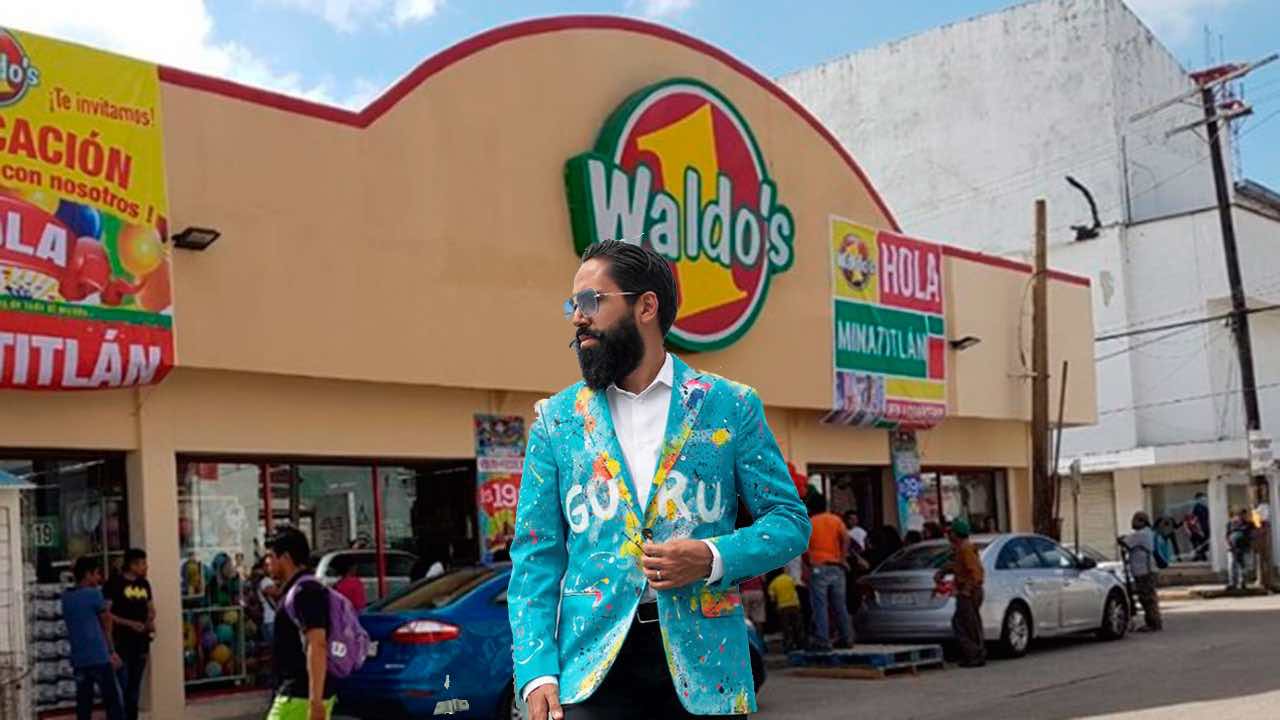 Captan a Carlos Muñoz comprando en una tienda de saldos