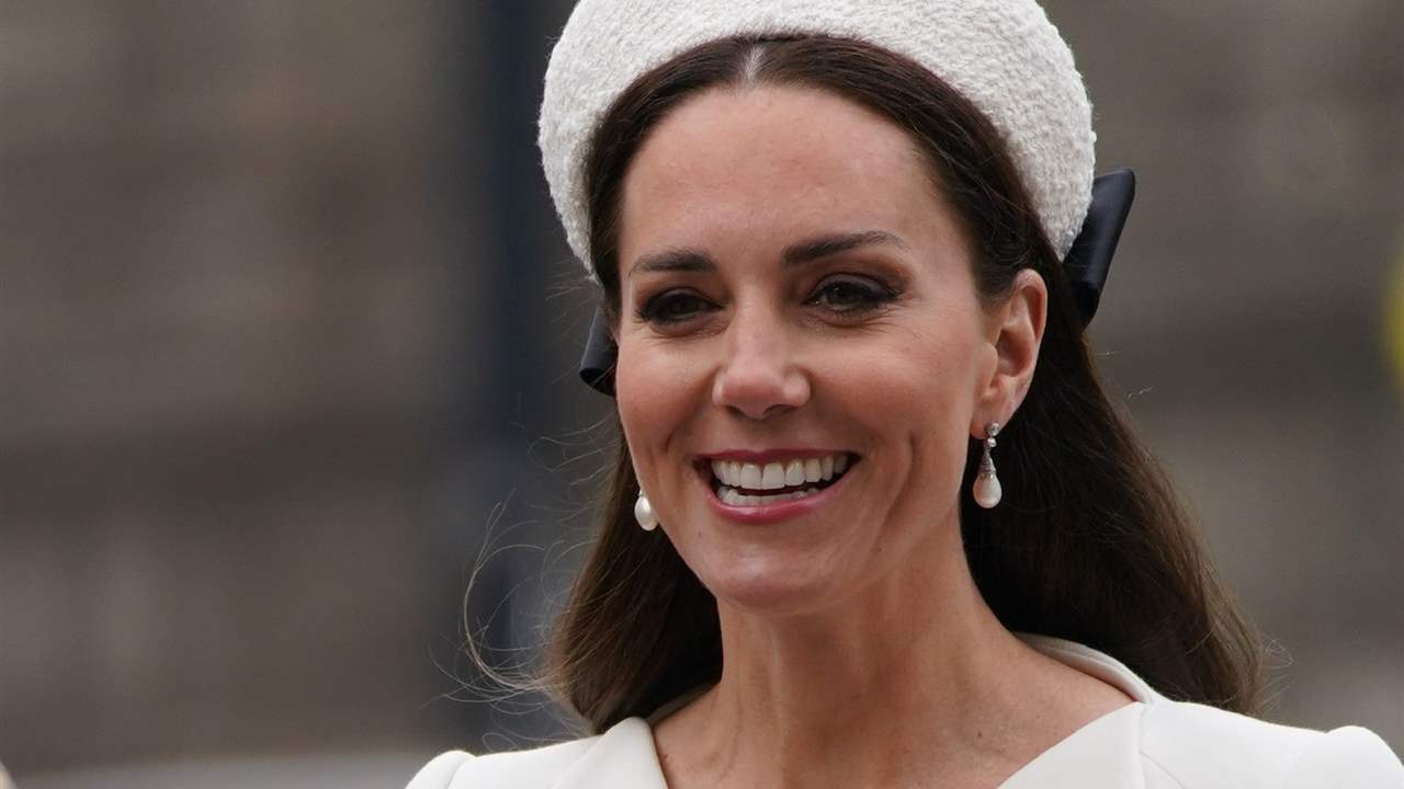 ¿BUSCAS EMPLEO? Puedes trabajar a lado de una DUQUESA