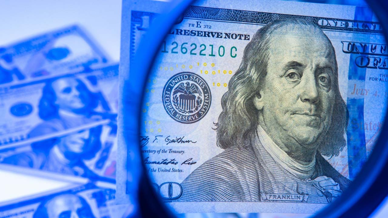 Peso ‘ATEMORIZA’ al dólar en cierre de COTIZACIÓN 13 de mayo 2022 México