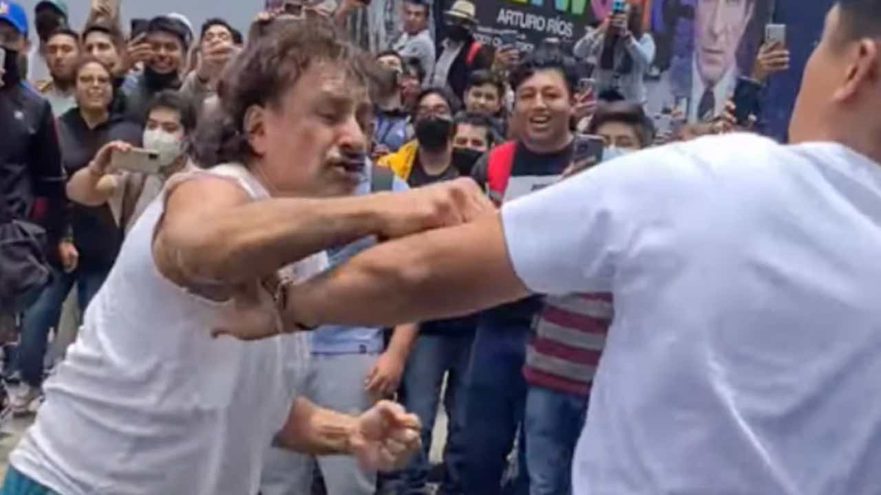 ¿El “Peters” puede perder su empleo por pelearse con su alumno?