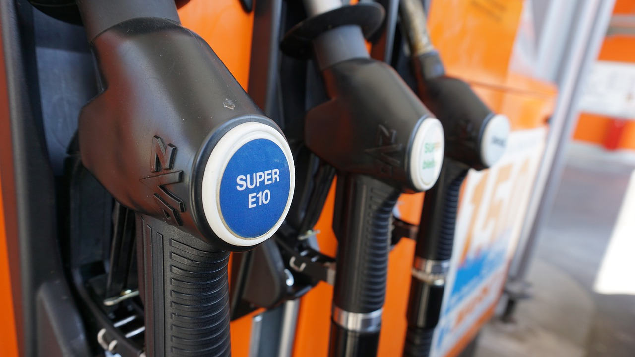 Así están los PRECIOS DE LA GASOLINA alrededor del MUNDO