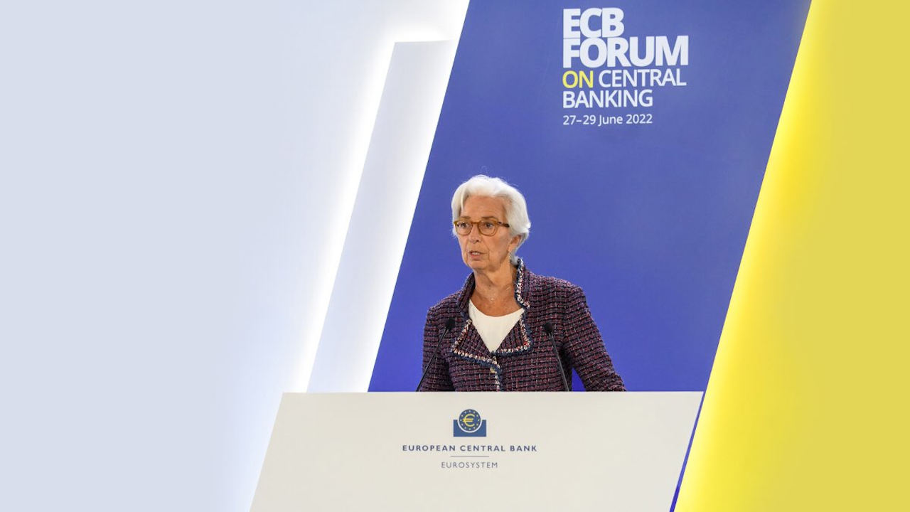 Lagarde: Eurozona subirá TASAS con agresividad si persiste la INFLACIÓN