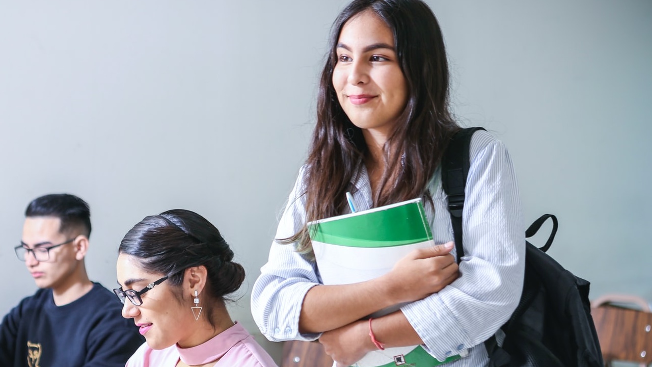 ¿Estás en busca de una BECA para la UNIVERSIDAD? Esto te interesa