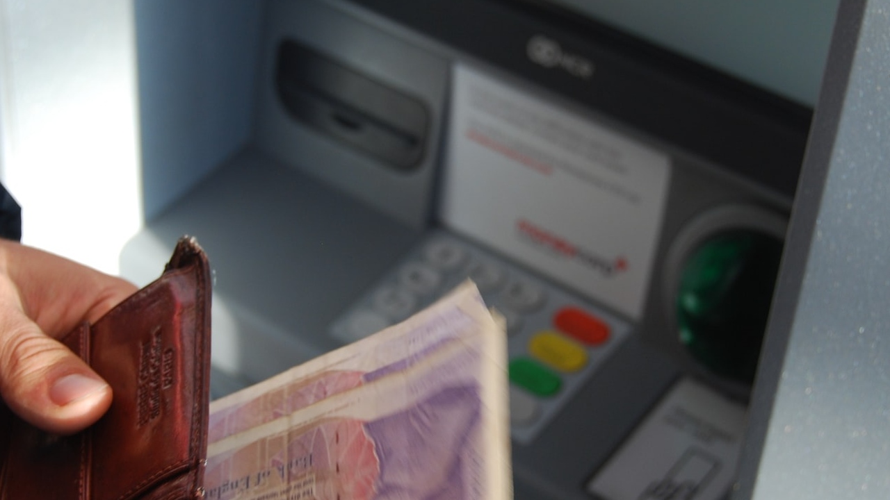 ¿Cuál es el monto máximo que puedes depositar en efectivo?