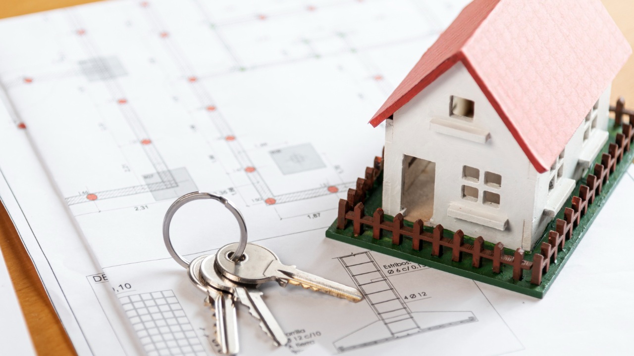 Conoce las diferencias de Crédito Infonavit en VSM y pesos