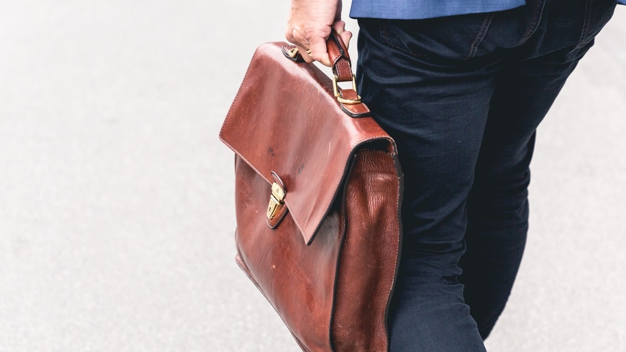 ¿Buscas TRABAJO? La SEP abre VACANTES y ya puedes aplicar