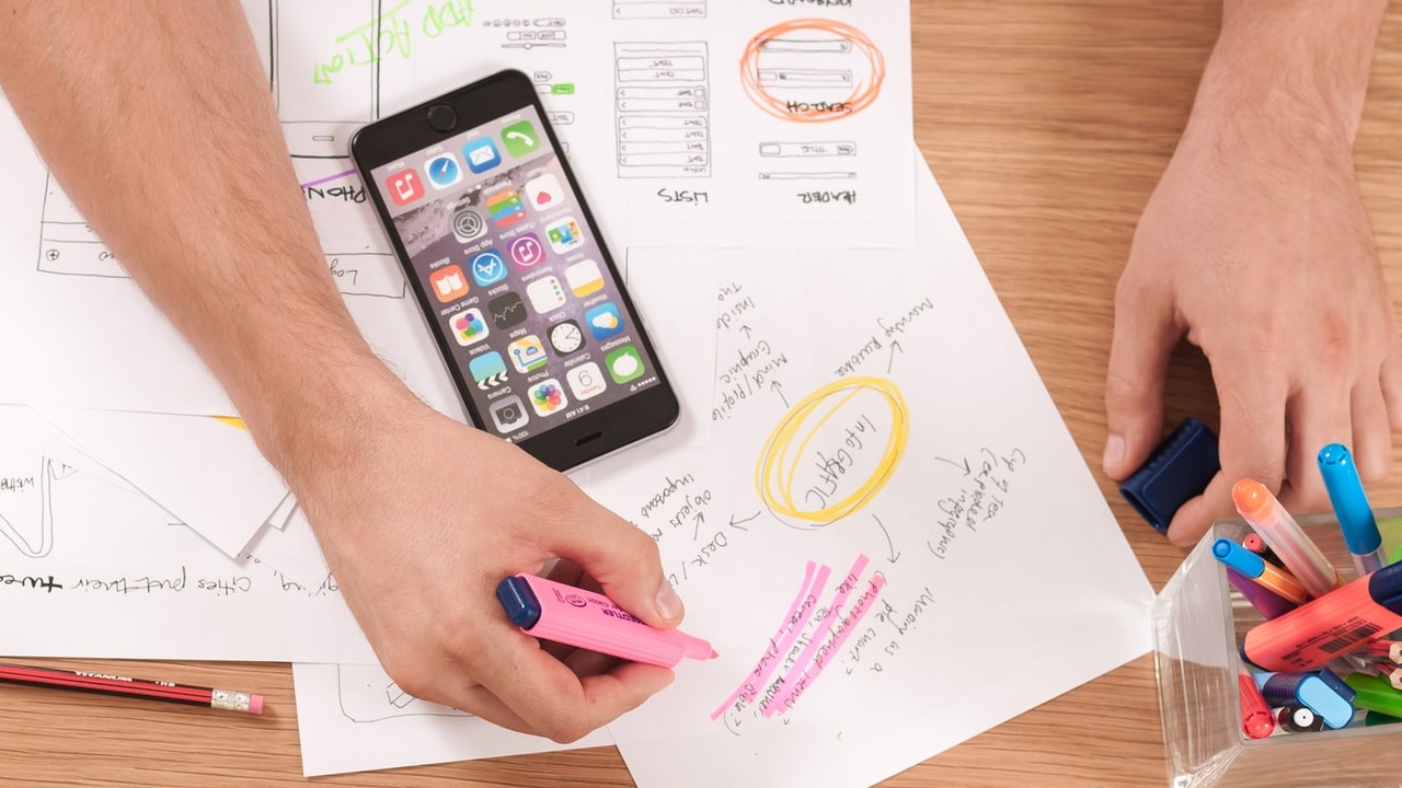 ¿Sabes lo que le ocurre a tu CUERPO al TRABAJAR de MÁS?