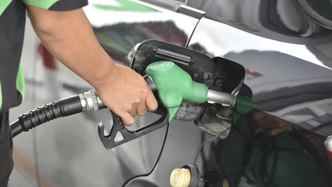 ¿Cómo DEDUCIR GASTOS de GASOLINA si pagué con EFECTIVO?