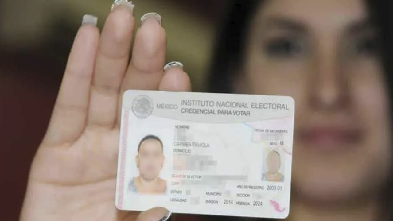 ¿Cómo puedo CAMBIAR de NOMBRE y APELLIDO en México?