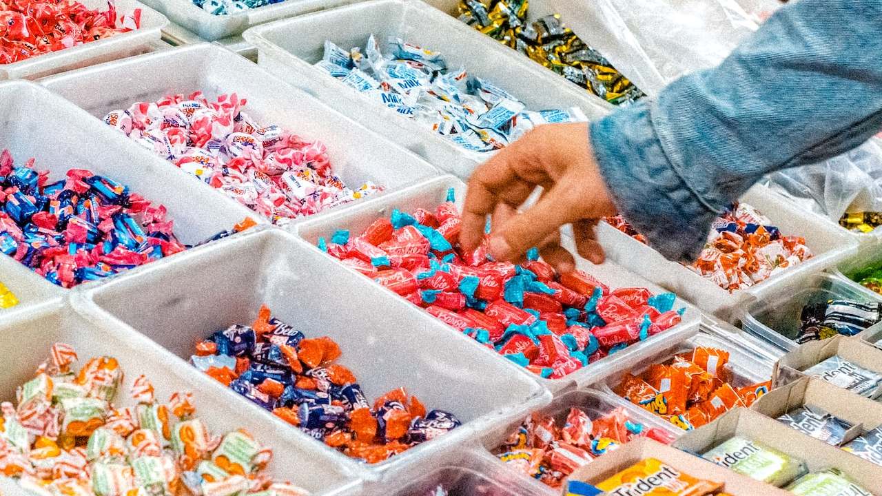 ¡El sueño! Este TRABAJO ofrece 100 mil dólares por COMER DULCES