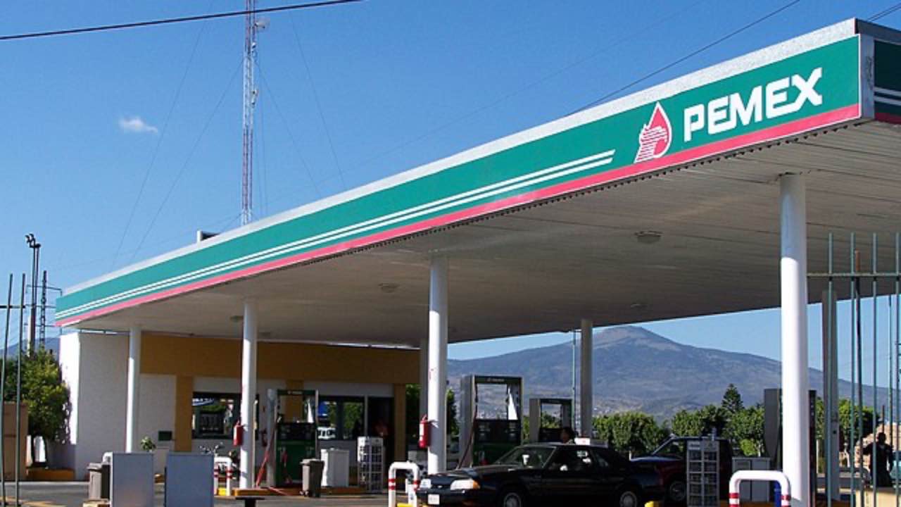 ¿Conviene pagar la gasolina con tarjeta de crédito?
