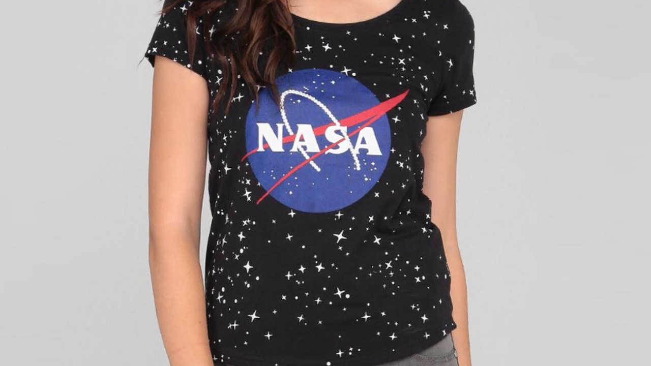 Cuánto pagan las marcas de ropa a la NASA por este tipo de prendas?