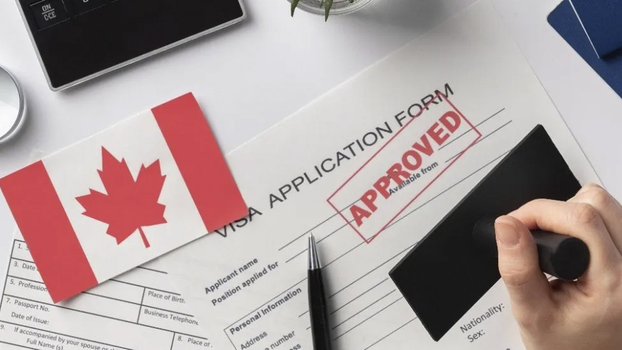 10 PROFESIONES que te pueden llevar a trabajar a CANADÁ en 2022-2023