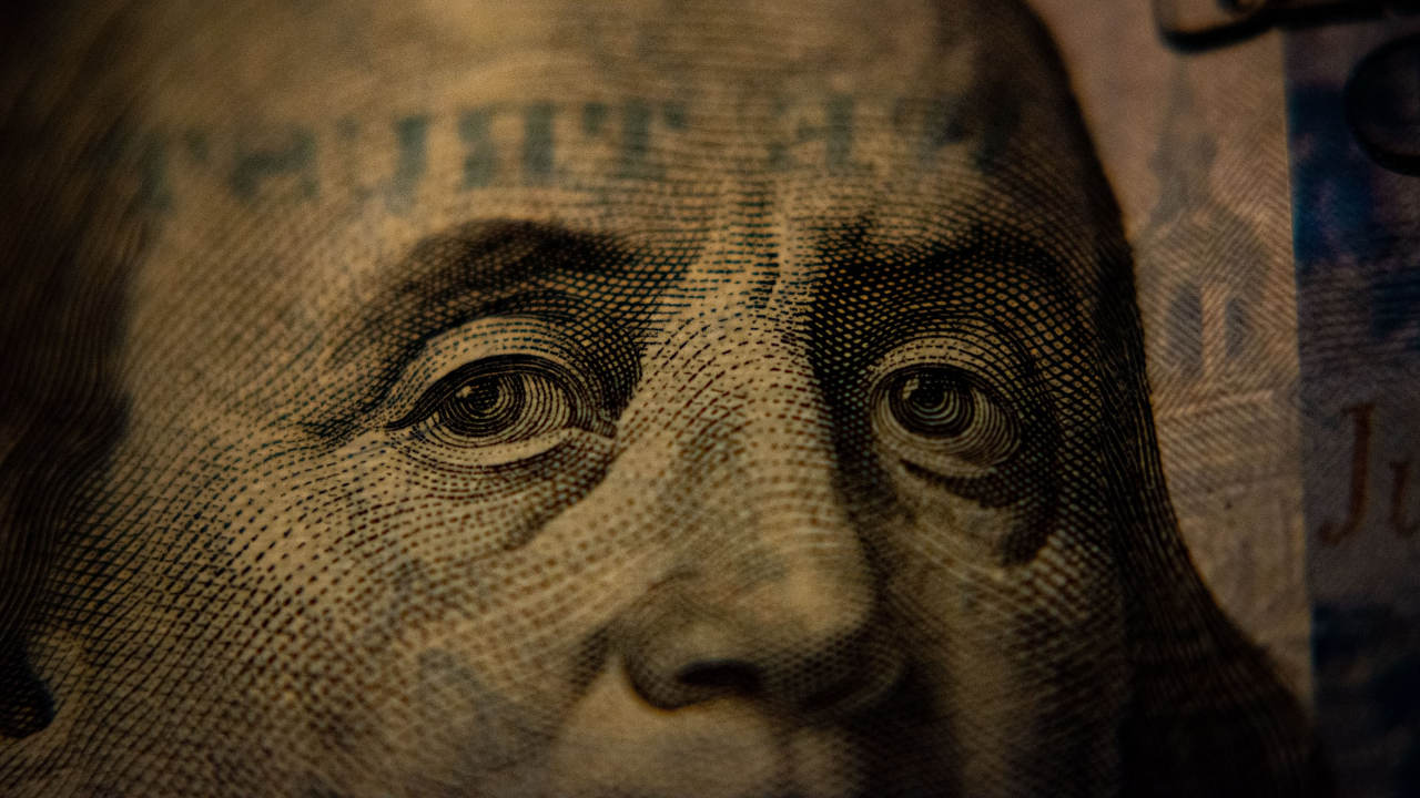 ¿Cómo está el DÓLAR HOY en México 25 de octubre de 2022?