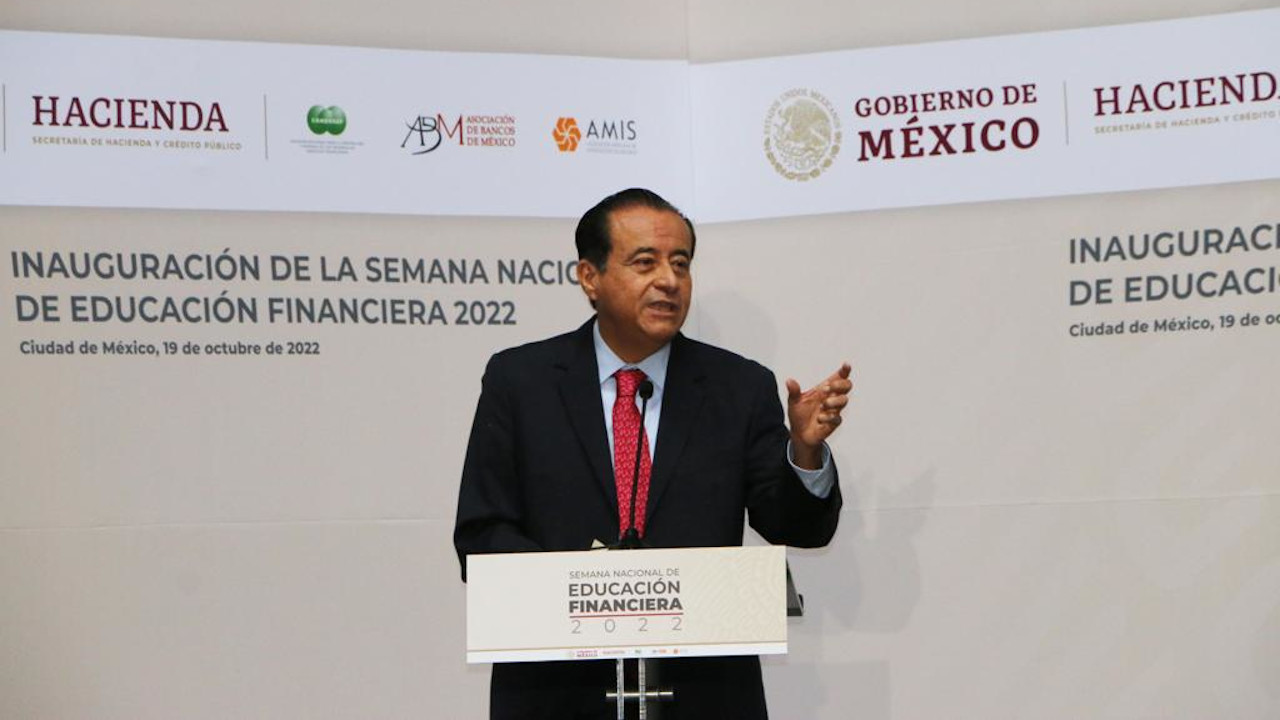 Estrés financiero compromete la productividad: Condusef