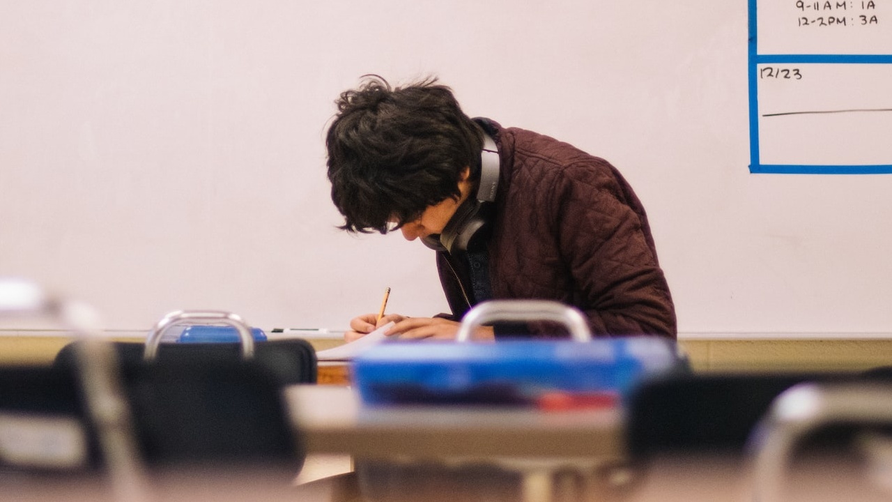 Descubre si eres BENEFICIARIO de la BECA BENITO JUÁREZ