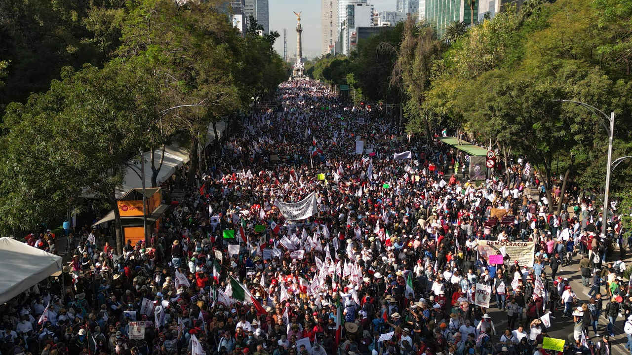 Marcha de AMLO del 27N habría costado 1,500 millones de pesos