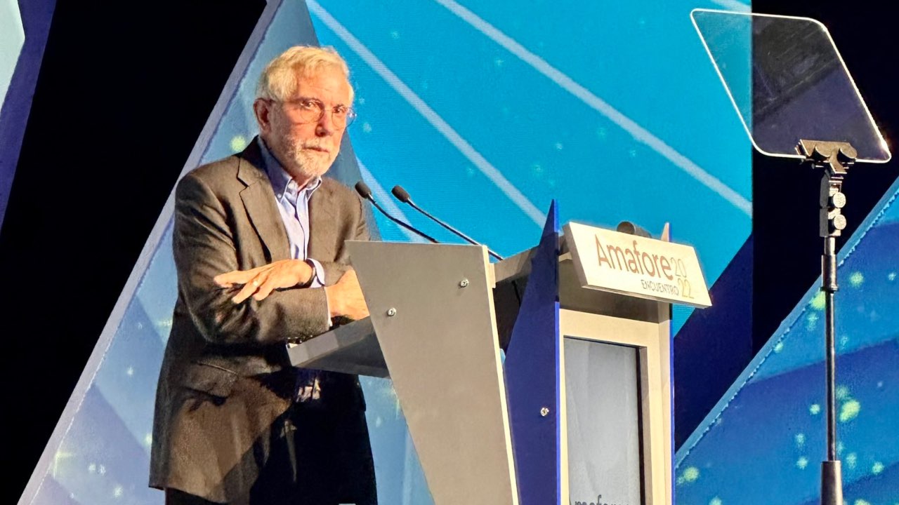 Paul Krugman, premio Nobel de Economía, da conferencia sobre Afores