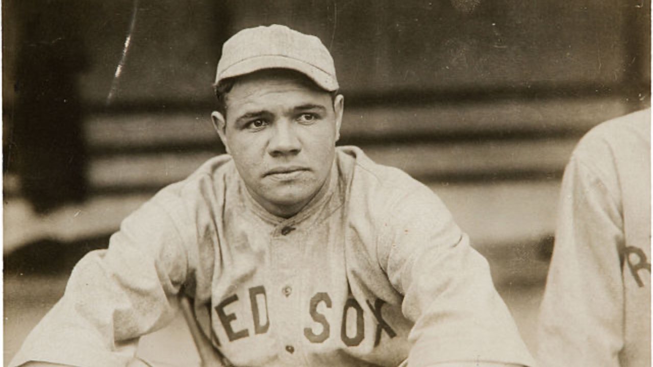 Guante de Babe Ruth se subasta en más de 1.5 millones de dólares