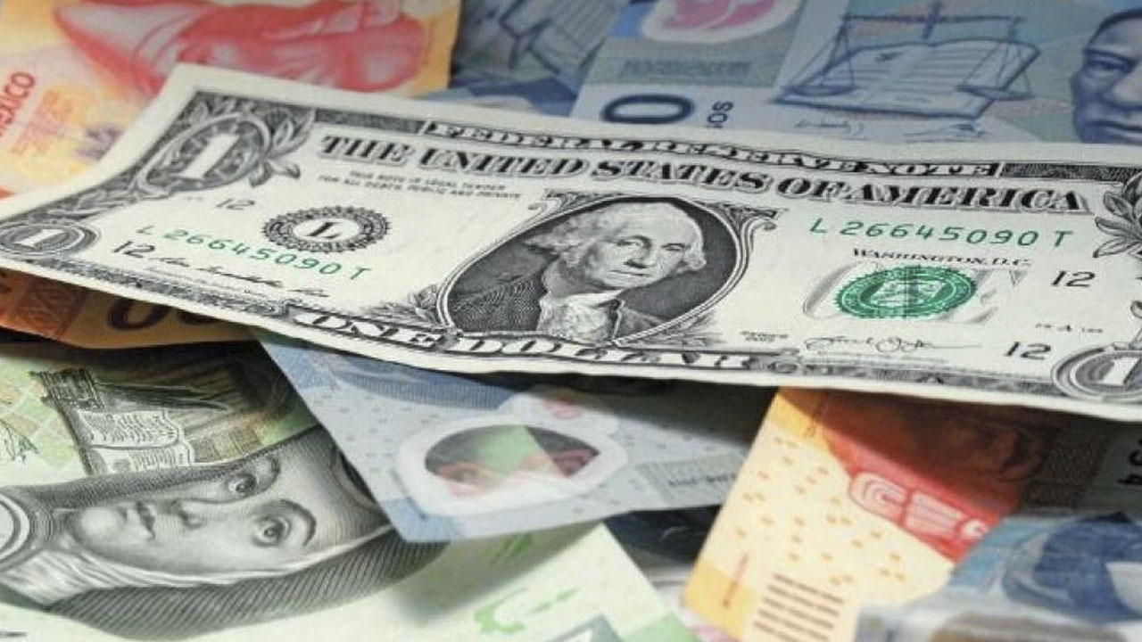 DÓLAR se debilita y PIERDE ante el PESO en cierre de cotización hoy 7 de noviembre 2022 México