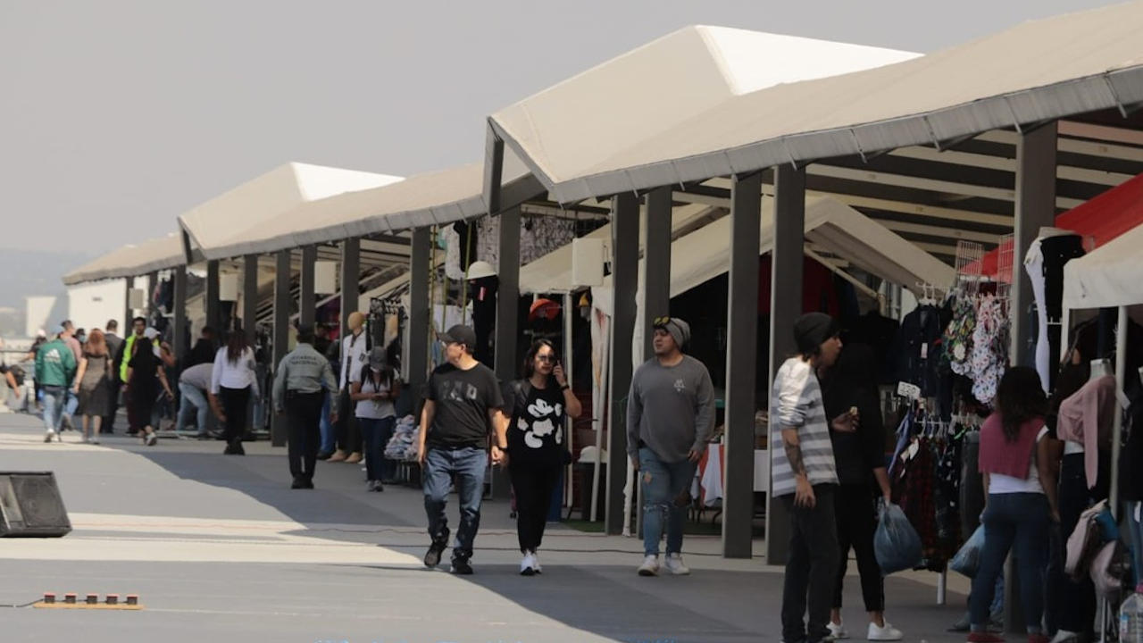 ¿El AIFA ya cuenta con TIANGUIS de ropa? Esto es lo que debes saber