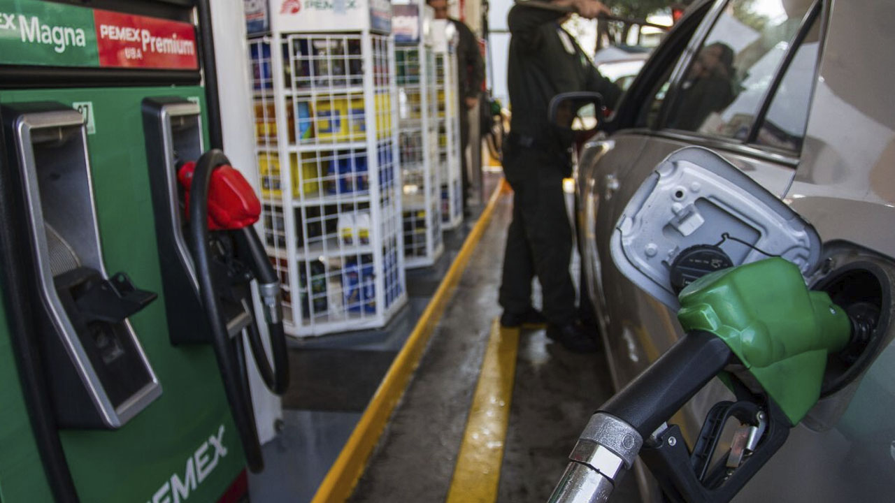 ¿Cuál es el PRECIO DE la GASOLINA y diésel hoy 9 de diciembre de 2022 en México?