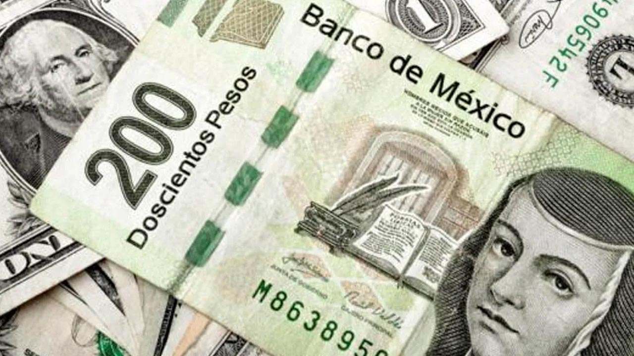 Dólar cierra con pérdidas ante el peso en su cotización hoy 19 de diciembre de 2022 en México