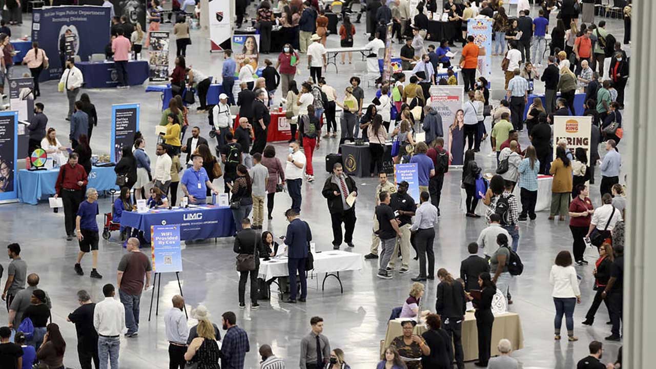 Datos de empleo en EU crecieron