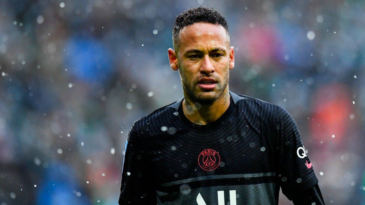 ¿Sabes cuánto gana Neymar, uno de los futbolistas más populares?