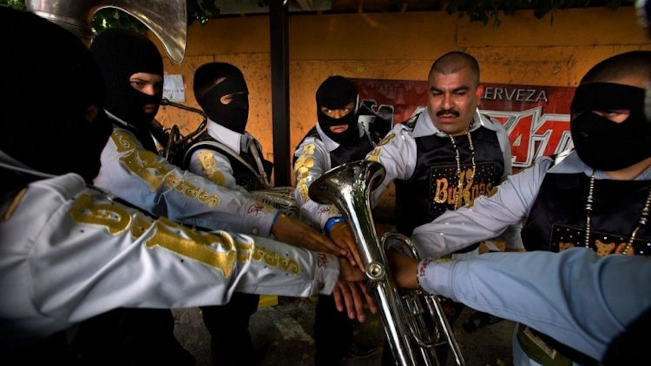 ¿Cuánto cuesta mandar a hacer un narcocorrido?