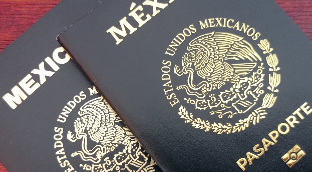 Estos son lo requisitos para un 50% de descuento en tu pasaporte