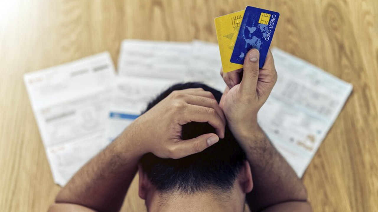 Llegar al límite de la tarjeta te afecta