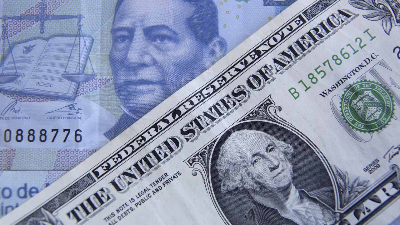 Dólar cierra con ganancias en su cotización hoy 21 de febrero de 2023 en México