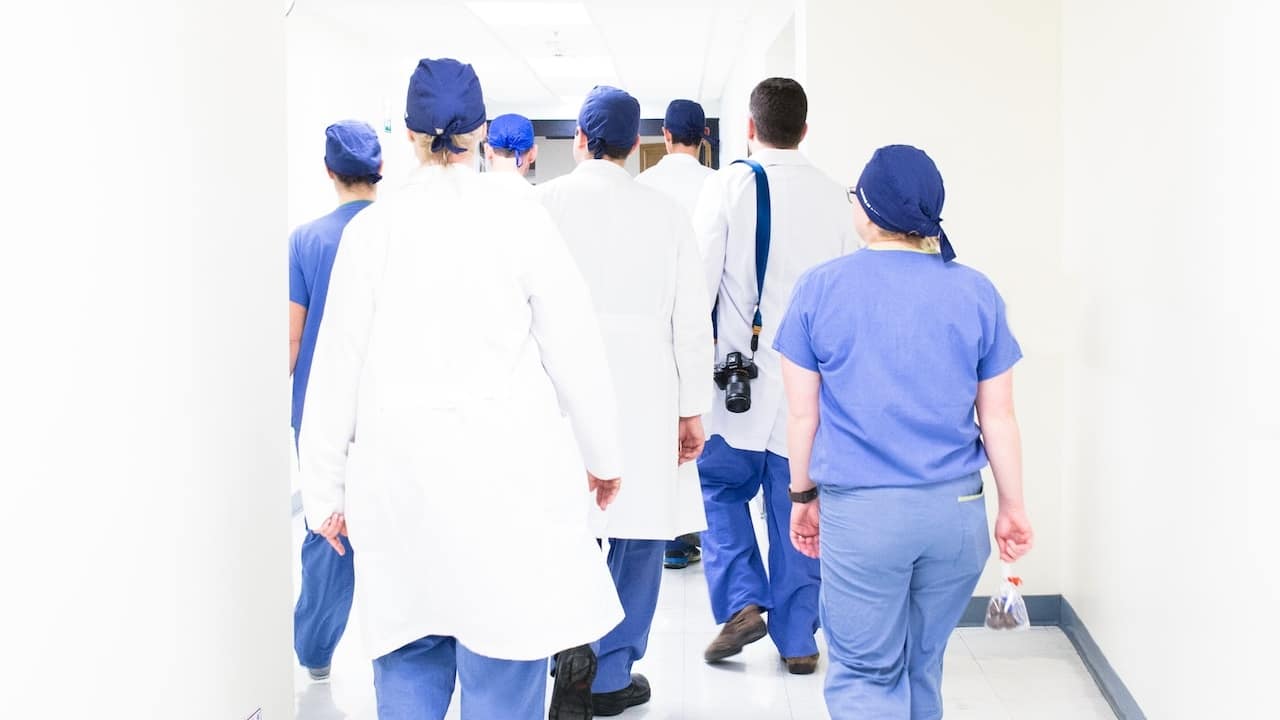 ¿Sabes cuánto gana un empleado del IMSS? Entérate