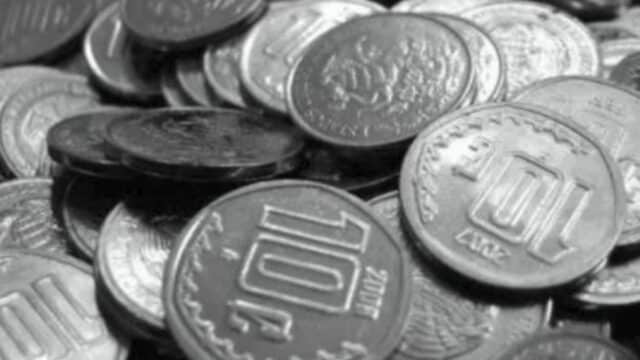 Las monedas de 10 centavos se venden cara