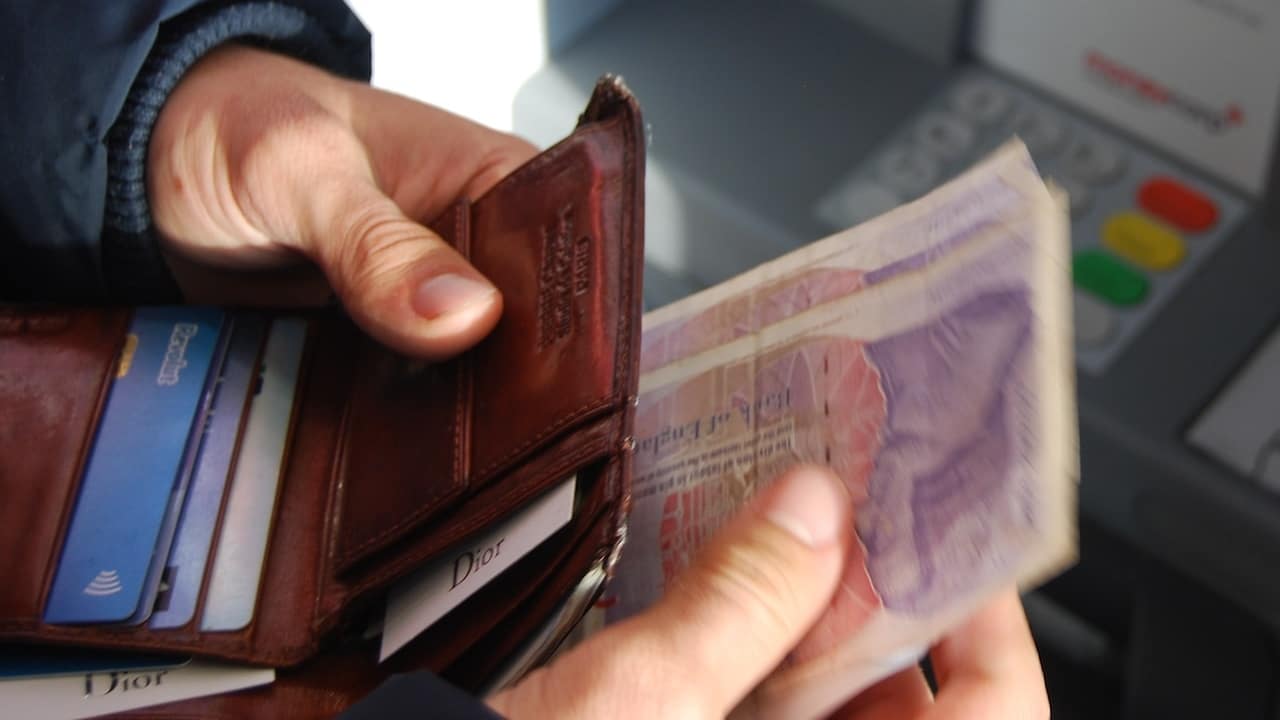 SAT: ¿Está mal si recibo muchas transferencias en mi cuenta?