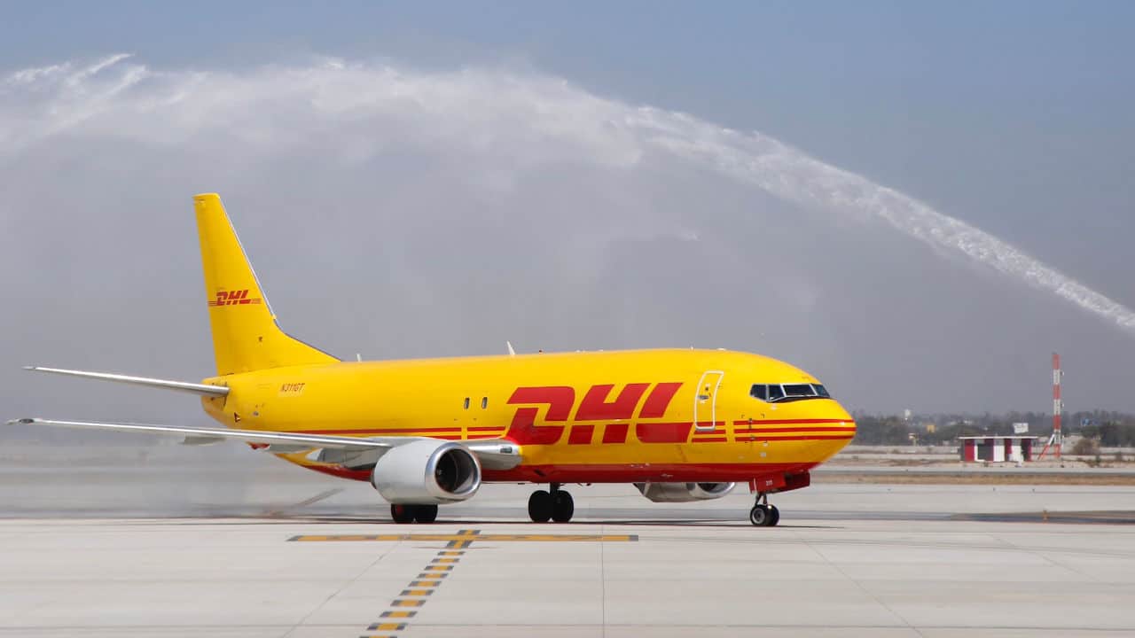 Carga aterriza en el AIFA, pero se transporta por tierra al AICM