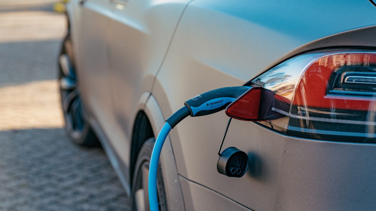 ¿Cuánto tiempo de vida tiene un auto eléctrico?