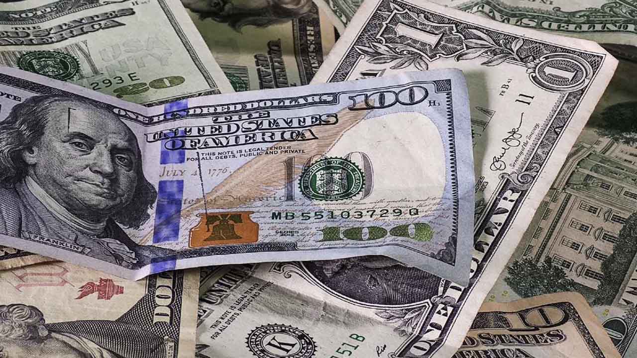 Dólar sube ligeramente en cierre de cotización hoy 23 de marzo de 2023 México