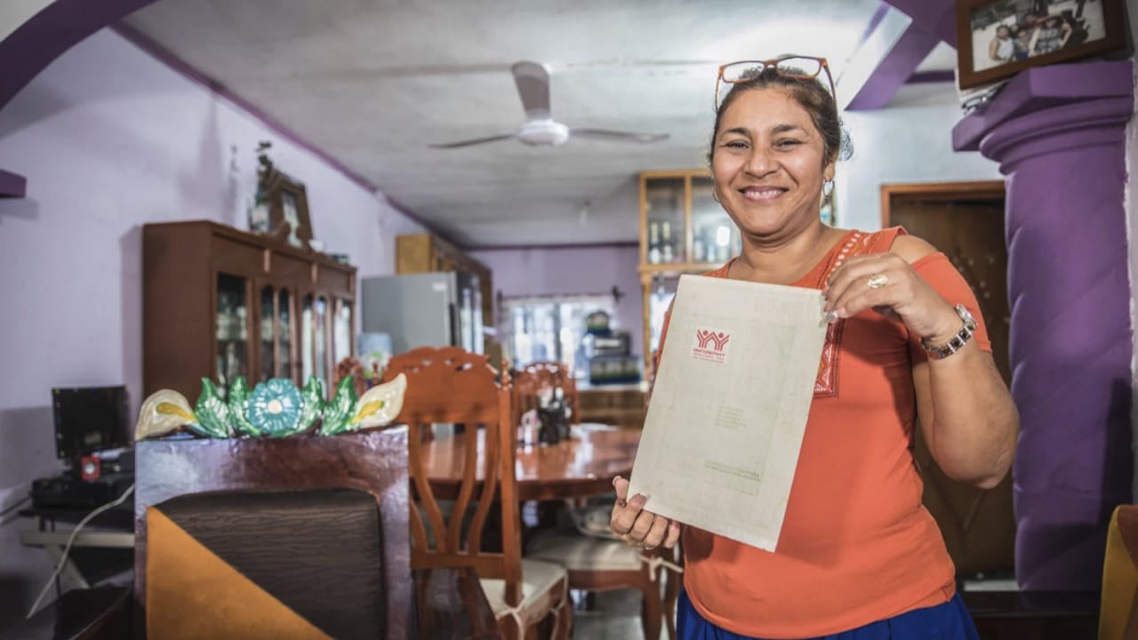 Infonavit beneficiará a mujeres con bono de puntos y mayor plazo en créditos