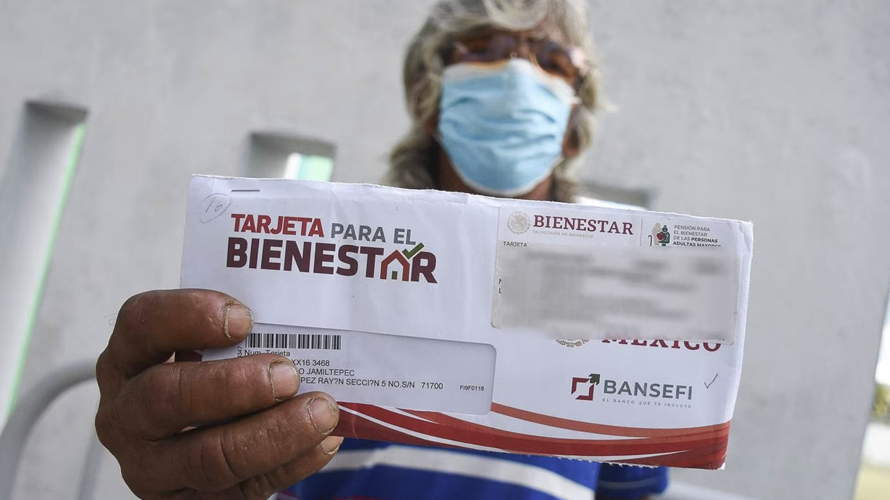 ¿Qué tarjetas bancarias ya no cobrarán la Pensión del Bienestar en marzo-abril de 2023?