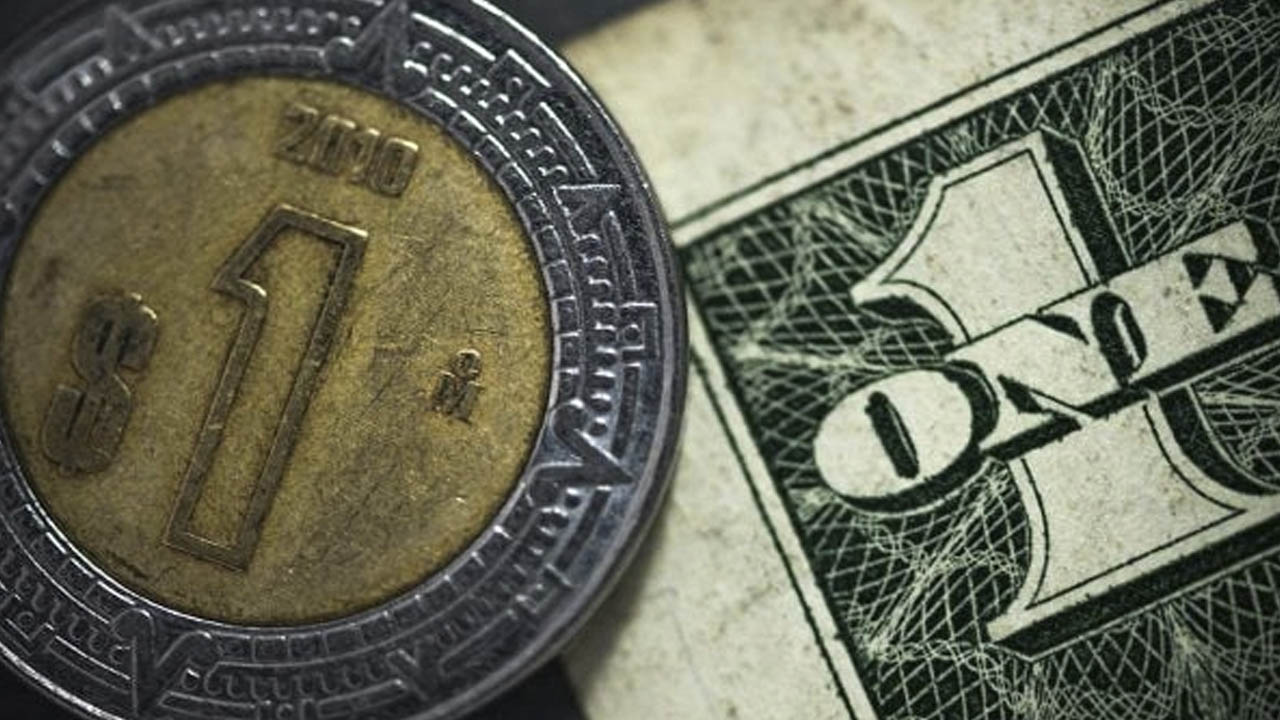 Dólar avanza al cierre del tipo de cambio hoy 26 de abril de 2023 México