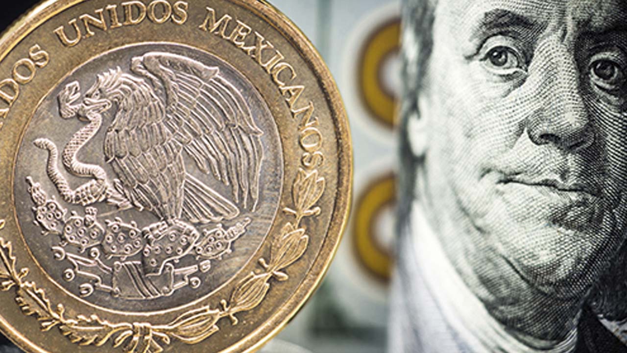 Dólar cae otra vez al cierre de cotización 28 de abril de 2023 México