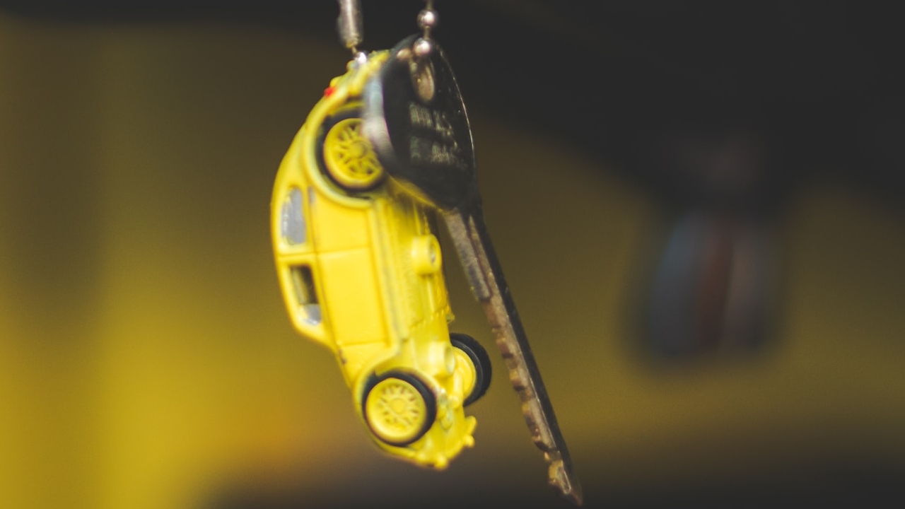 Esto cuesta la licencia de conducir para menores en CDMX