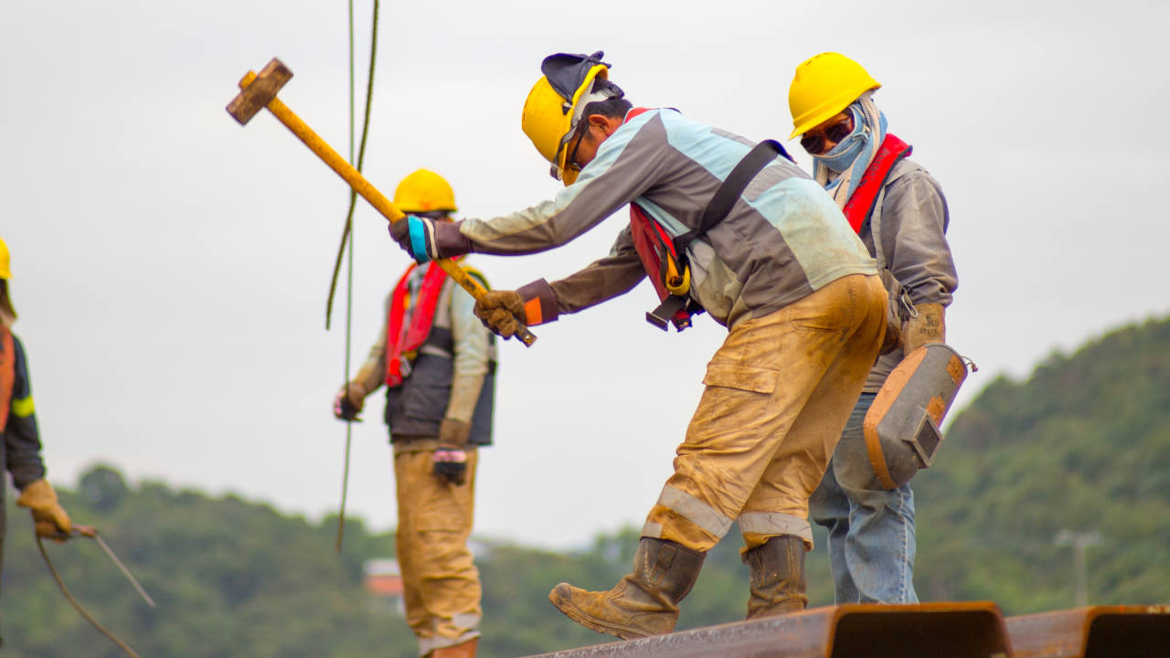 En abril se crearon 24 mil empleos formales: IMSS