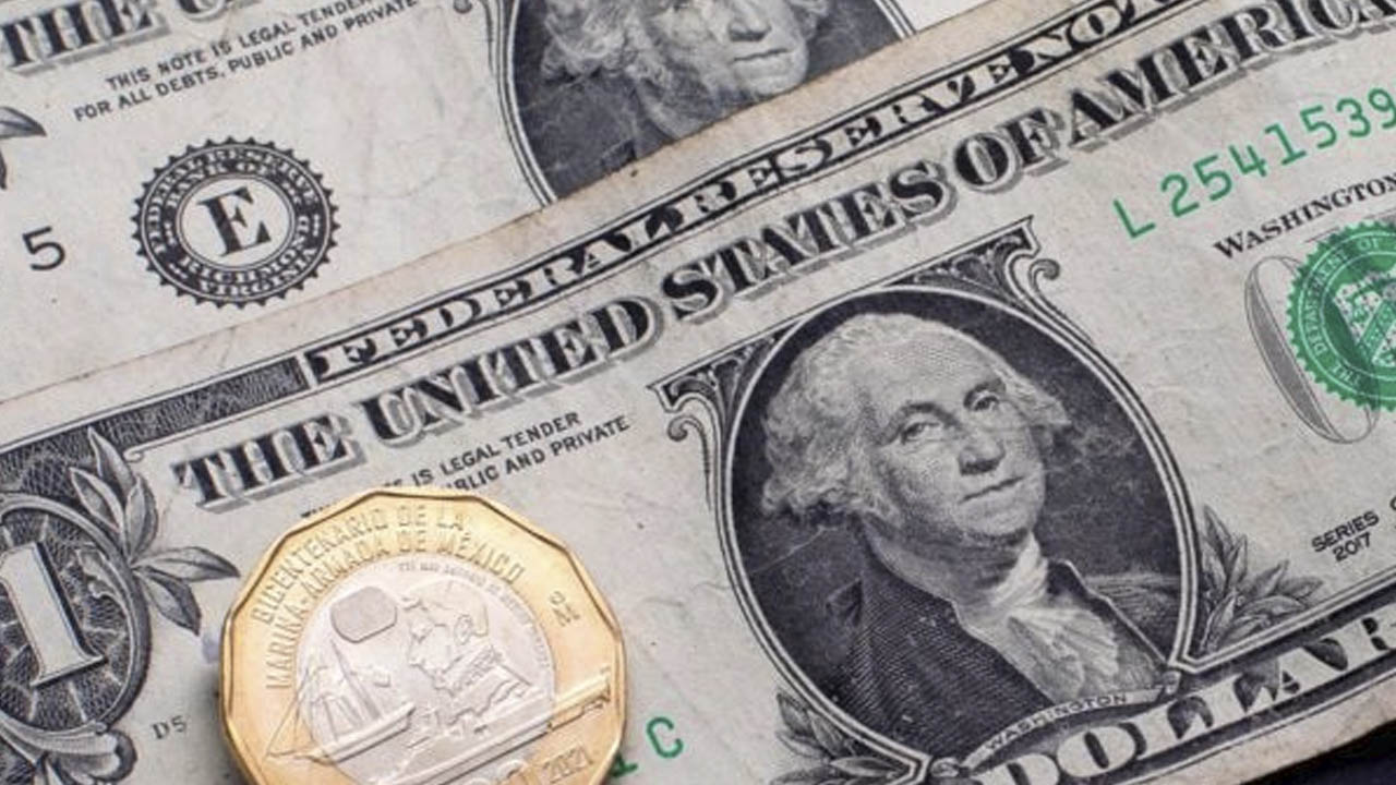 Dólar avanza pero se queda en 17 pesos en cierre de cotización hoy 16 de mayo de 2023 México