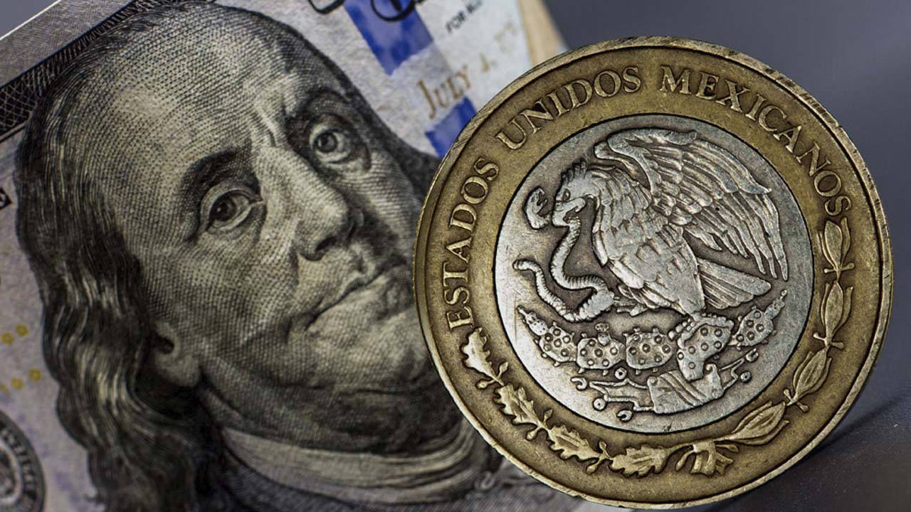Dólar tropieza en cierre de cotización hoy 10 de mayo de 2023 México