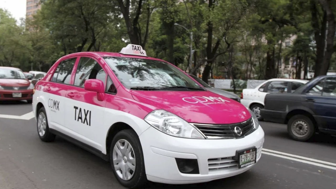 ¿Eres taxista de la CDMX? Así obtienes 50% de descuento en la renovación la licencia B