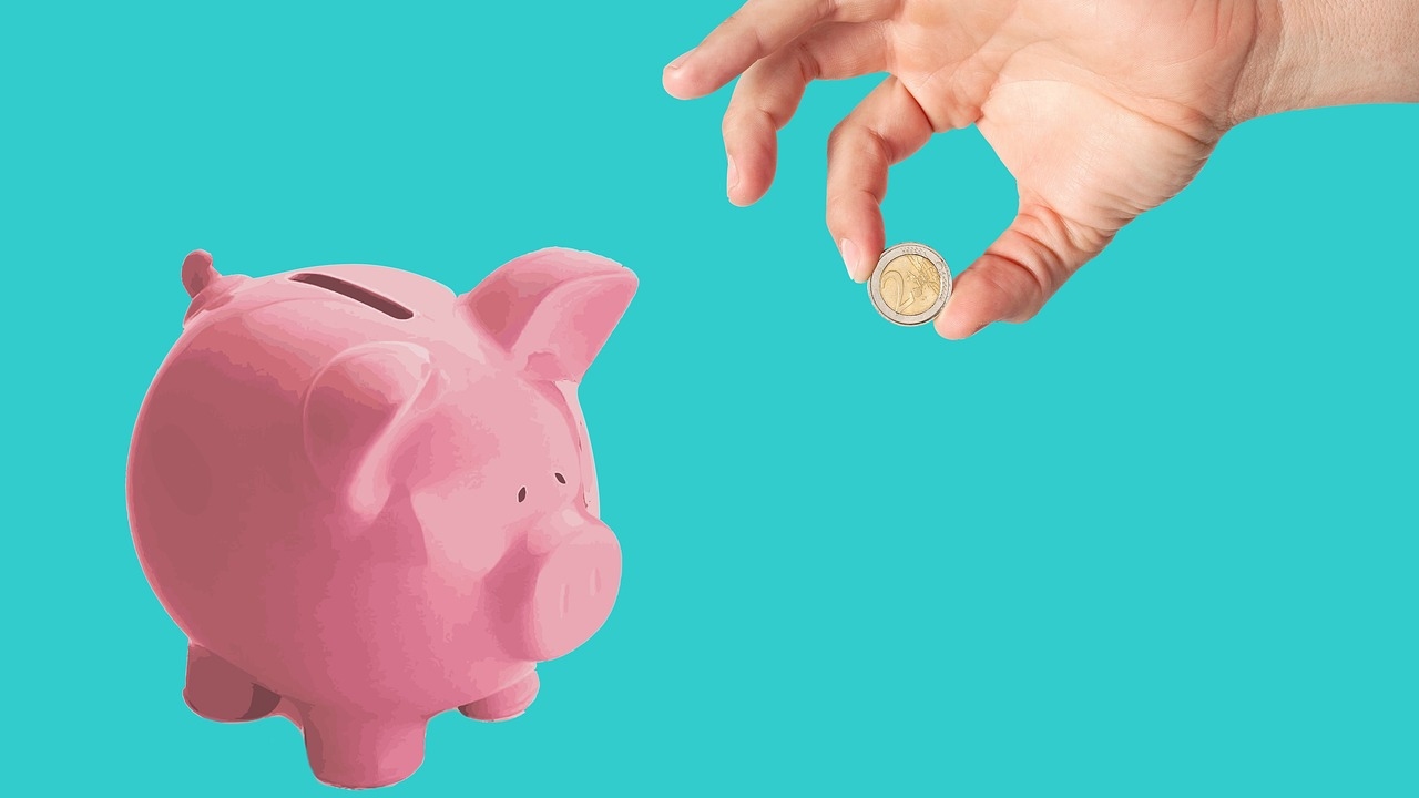 Libera tus finanzas: 5 consejos para alejar la pobreza