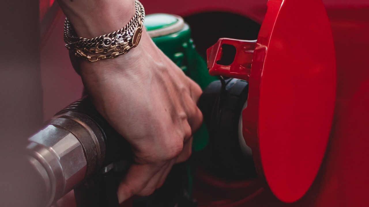 ¿Qué horario es el mejor para cargar gasolina? Entérate